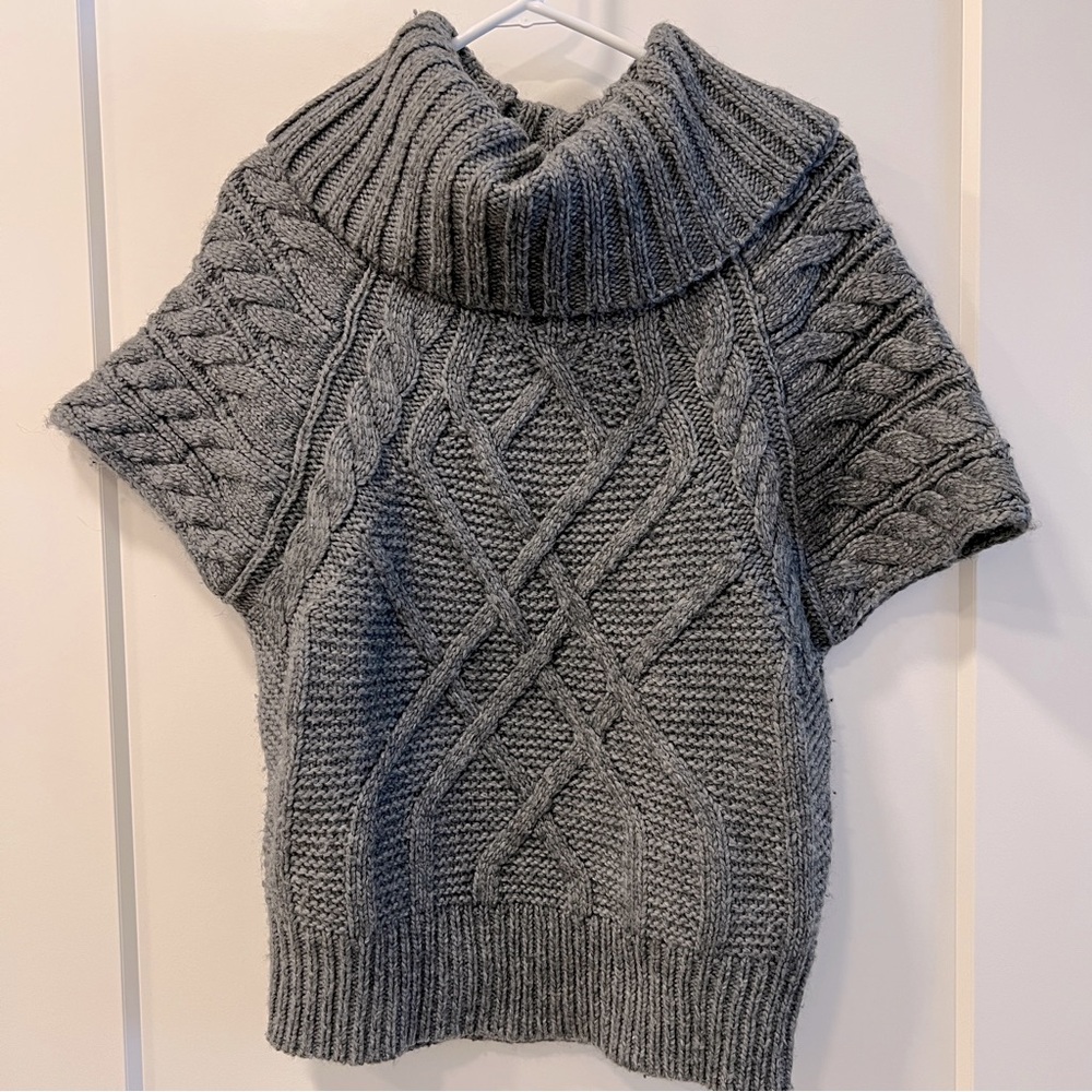 THE LOFT Turtleneck Cable Knit Sweater - Medium - Picture 2 of 11